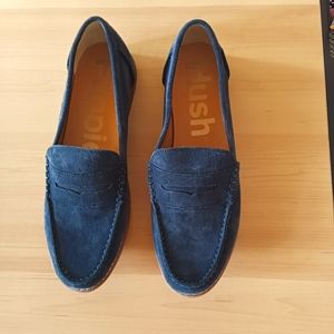 Hush Puppies Penny Loafer - Size 9